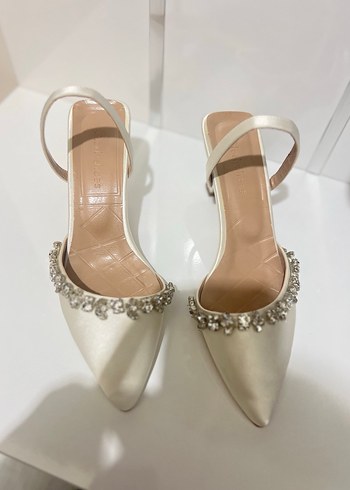 Beyaz Taş İşlemeli Stiletto Gelin Ayakkabısı - Görsel 10