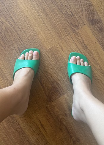 Yeşil Stiletto Topuklu Kadın Terlik