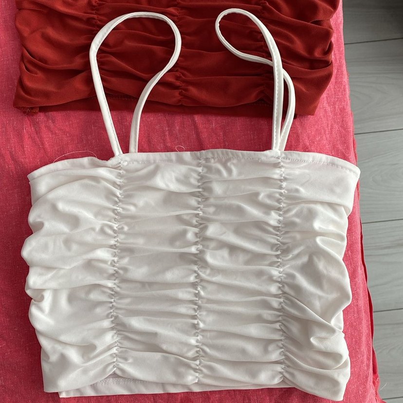 Beyaz ve kiremit rengi crop - Görsel 2