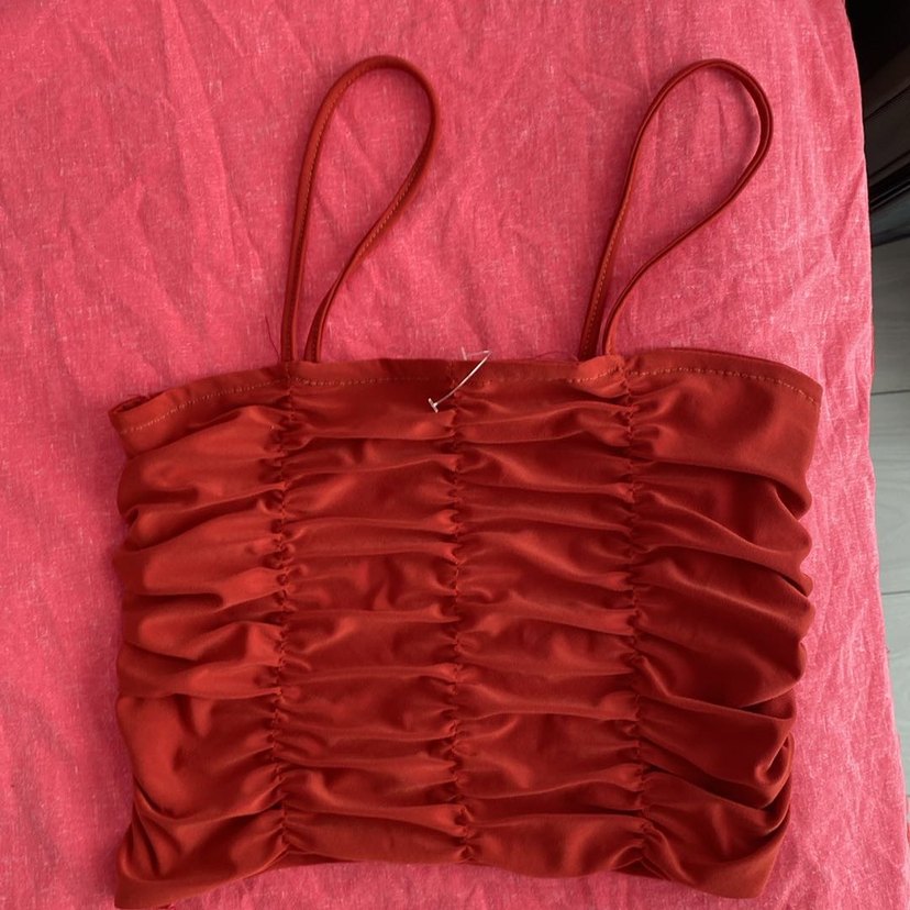 Beyaz ve kiremit rengi crop - Görsel 3