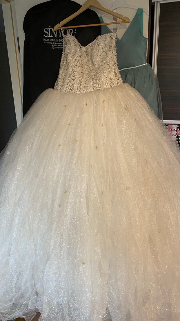 Beyaz Straplez Prenses Gelinlik - Görsel 2