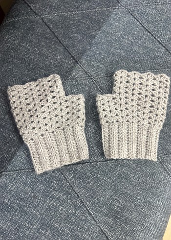 Gri Örgü Parmaksız Kadın Eldiveni - Görsel 2