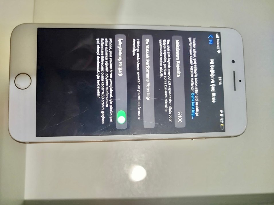 İphone 8 plus Rose Gold - Görsel 3