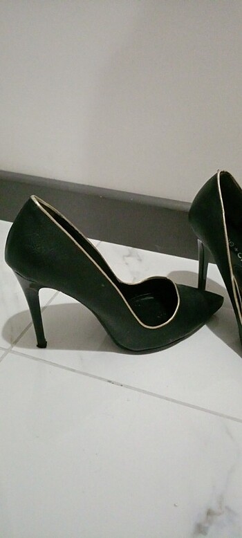 39 Beden Stiletto