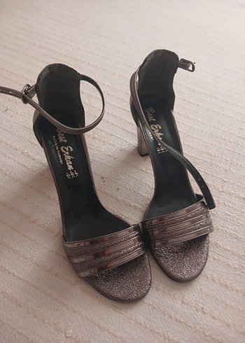 Diger Gümüş Parlak Stiletto