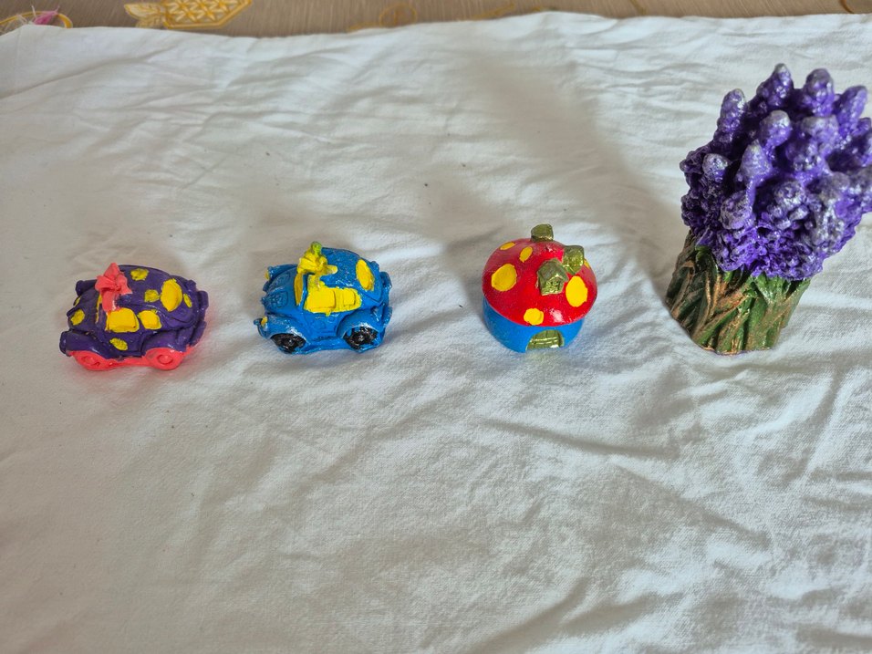 Renkli Oyuncak Araba, Uğurböceği ve Lavanta Figürleri - Görsel 3