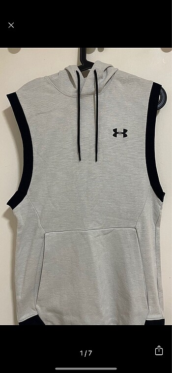 Under armour sporcu üstü