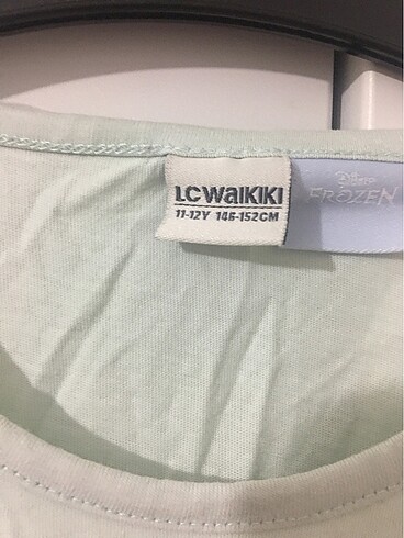 12-13 Yaş Beden Lcwaikiki kız çocuk tişört
