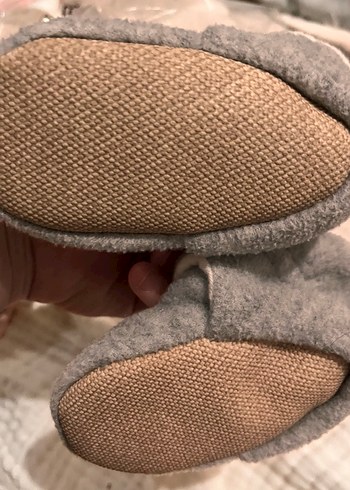 Gri Erkek Çocuk Sıcak Kürklü Terlik 0-6 ay uyumlu - Görsel 2