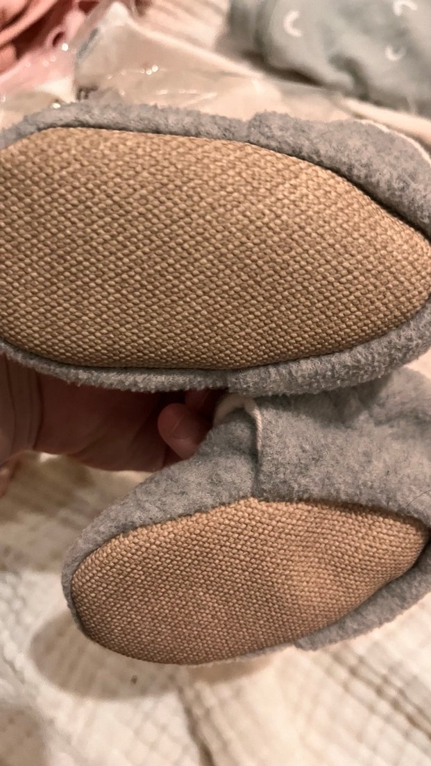 Gri Erkek Çocuk Sıcak Kürklü Terlik 0-6 ay uyumlu - Görsel 2