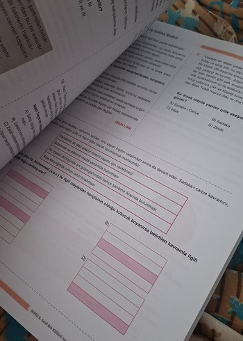 Beden Renk 8. Sınıf Din Kültürü ve Deneme Kitapları