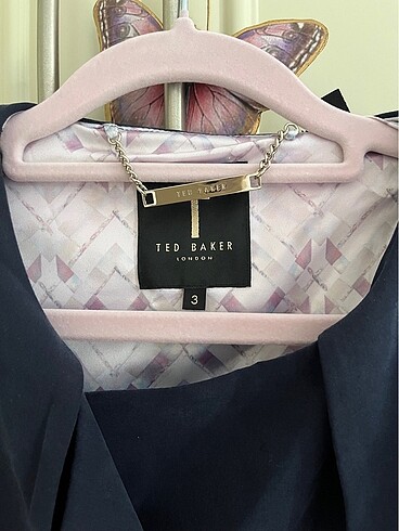 s Beden Ted Baker trençkot