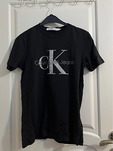Calvin klein siyah tişört