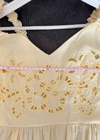 l Beden Sarı butik elbise