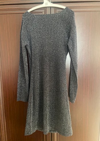 V Yaka Gri Uzun Kollu Midi Elbise - Görsel 3