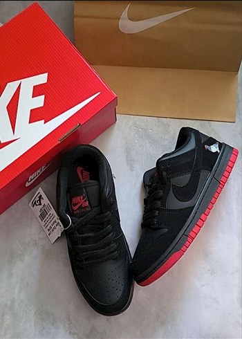 Nike Nike DUNK Low JEFF STAPLE Dark Black