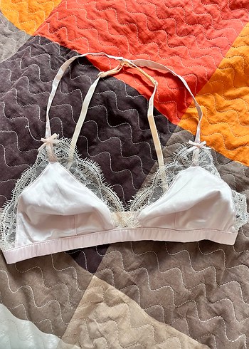 Dantel Detaylı Beyaz Bohem Bralet