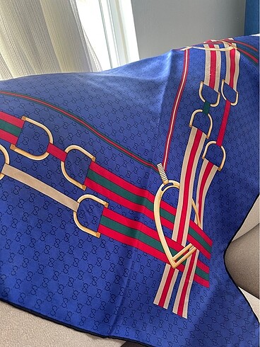 Gucci twill ipek eşarp