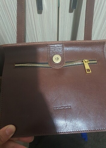 Beden Azzo marka hakiki deri kaliteli çanta sayılı kullanıldı hiçbir s
