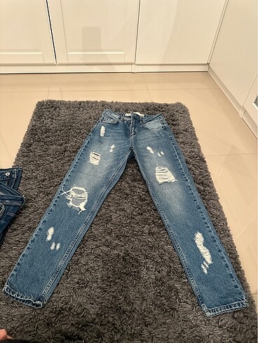 Mom Jean