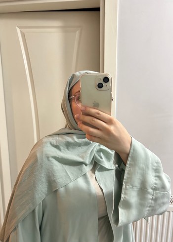 Yeşil abaya