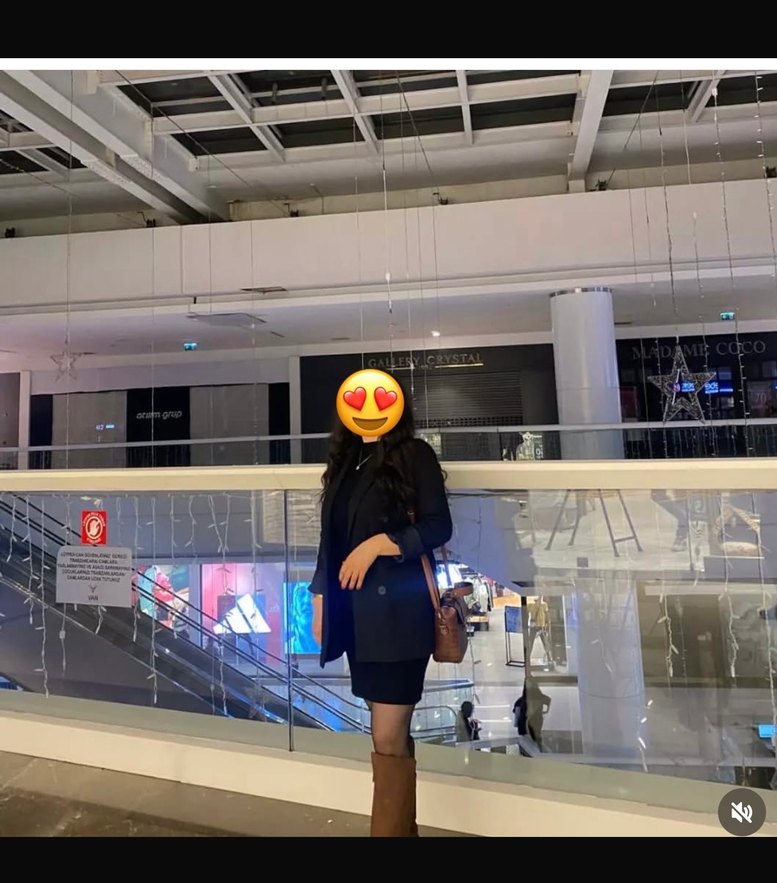 Kadın Siyah Yüksek Yakalı Triko Midi Elbise - Görsel 2