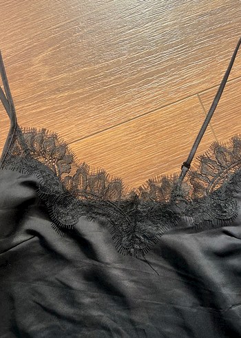 xs Beden H&M dantelli saten askılı üst XS beden