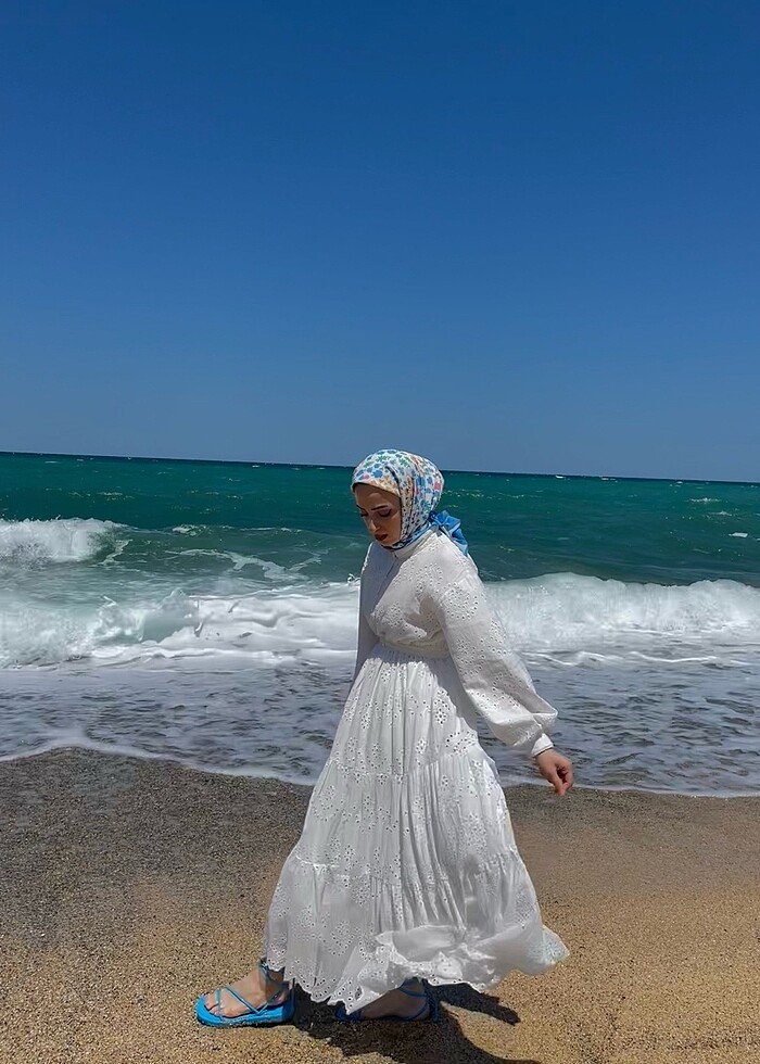 Beyaz Elbise - Görsel 2