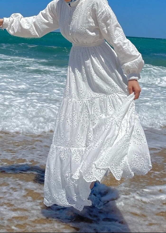 Beyaz Elbise - Görsel 3