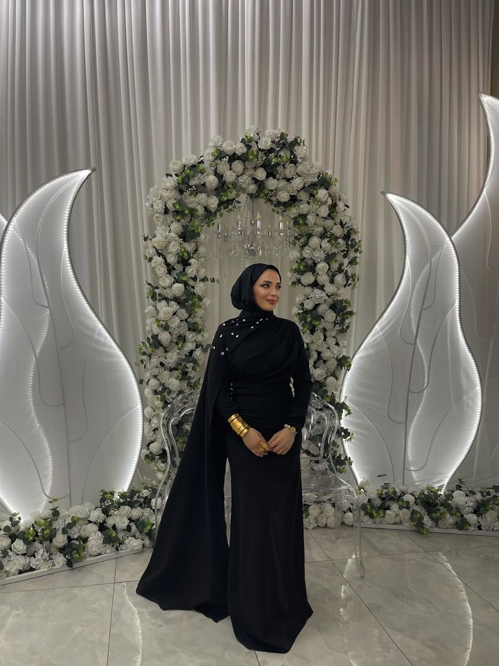 Drapeli Siyah Uzun Kollu Taş Detay Elbise - Görsel 2