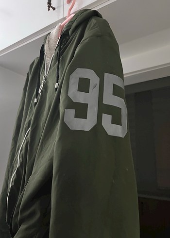 Kadın Yeşil Fermuarlı Kapüşonlu Ceket - Görsel 2