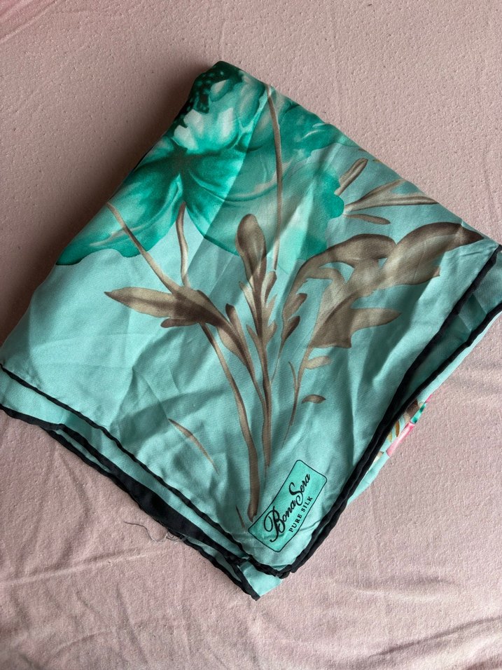 İpek eşarp - Görsel 3