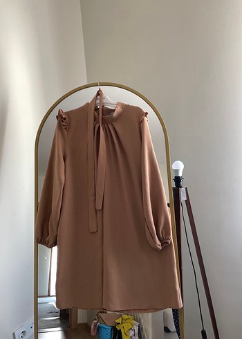 Uzun Bej Kadın Takım, Yüksek Yakalı, Dökümlü - Görsel 3