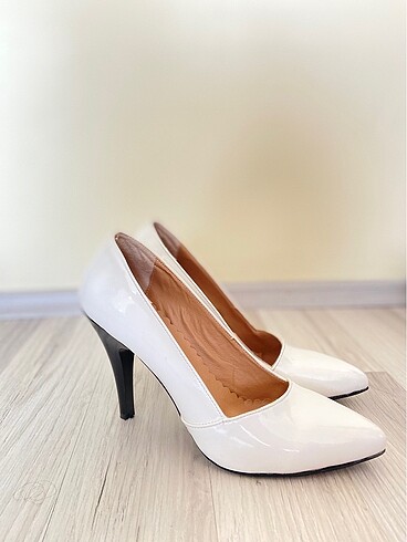 38 Beden Stiletto