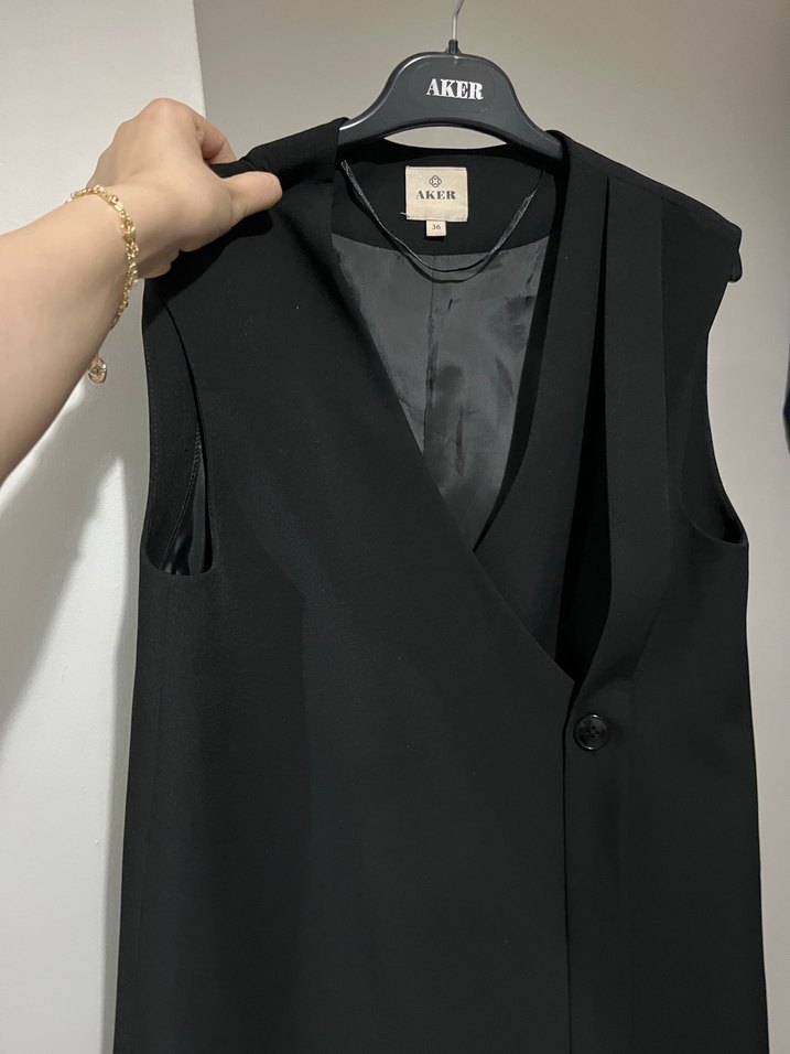 Düğmeli Siyah Kadın Midi Yelek - Görsel 2