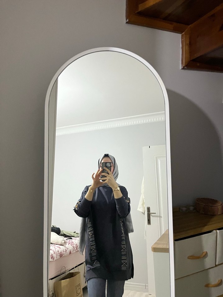 Siyah Yüksek Yakalı Salaş Sweatshirt - Görsel 2