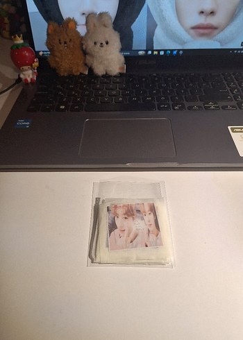 Lee know stickerlar