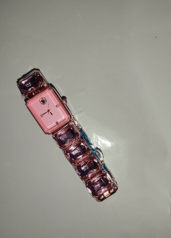 Swarovski saat