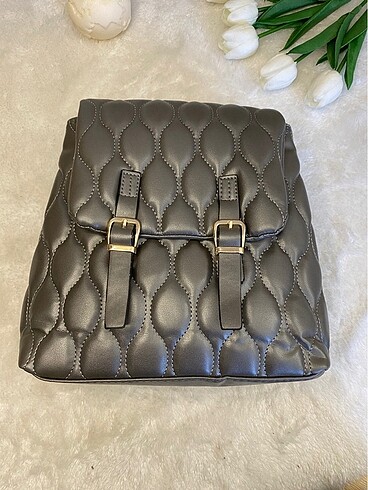 Leather bag