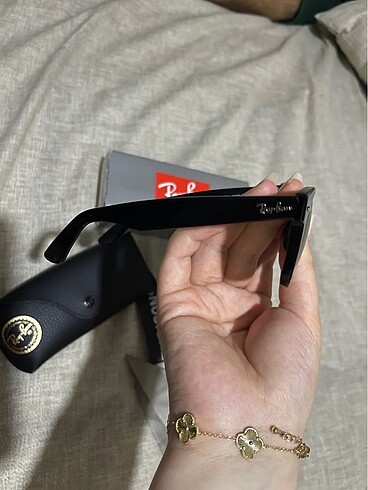 Beden siyah Renk RAYBAN ORJİNAL GÜNEŞ GÖZLÜĞÜ