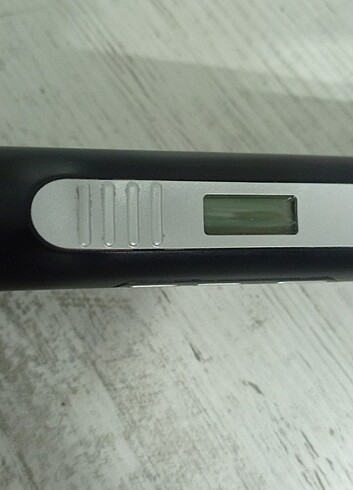 Sunny marka kadın saç düzleştirici yeni gibi çok az kullanıldı 