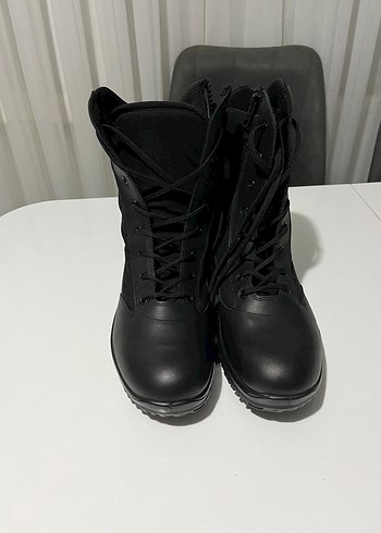 Siyah Erkek Bot - Görsel 2