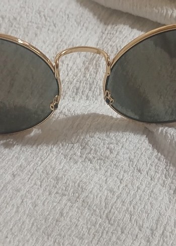 Gözlük Altın Renk yansımalı yuvarlak
Kadın Güneş Gözlüğü - Görsel 2