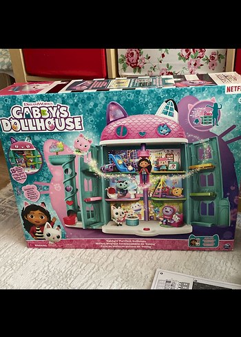 Gabby's Dollhouse oyun evi