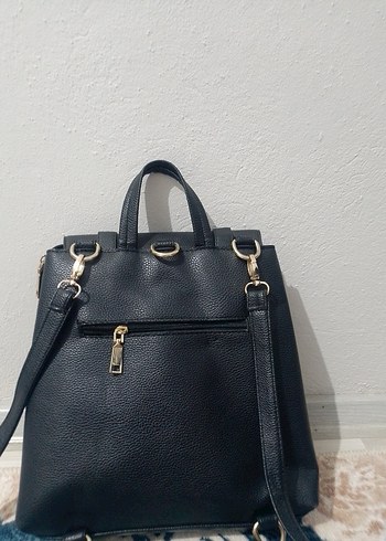 LC Waikiki Siyah Deri Kadın Sırt Çantası