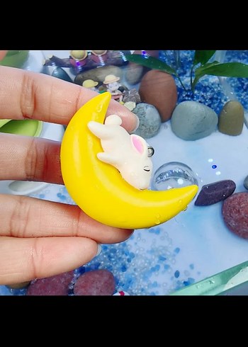 Renkli Sarı Ay Şeklinde akvaryum süsü - Görsel 2