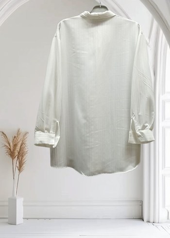 Kravat Yakalı Kadın Gömlek - Görsel 2