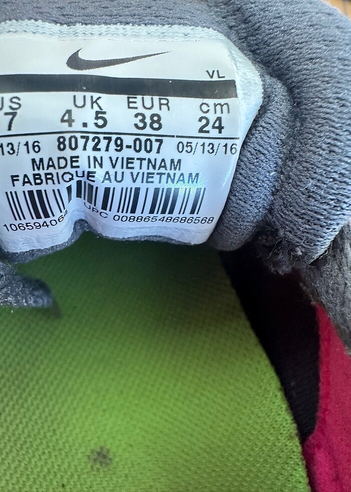 Nike spor ayakkabı - Görsel 2