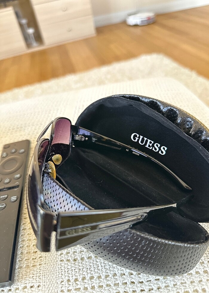Guess orijinal güneş gözlüğü - Görsel 4