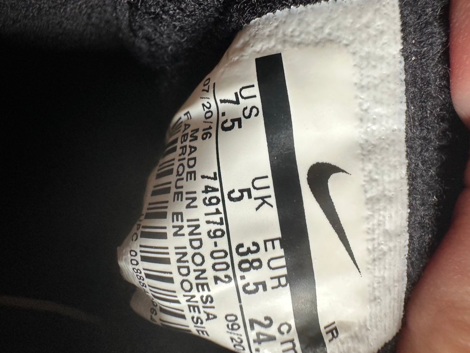 Siyah Yüksek Topuklu Kadın Spor Ayakkabı - Görsel 3